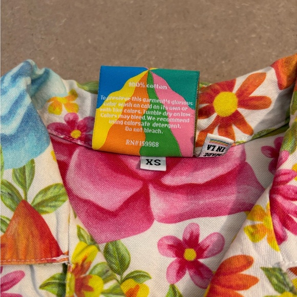 Vintage Wallpaper - Big Bud Press - Pantry Button Down - Picture 6 of 6